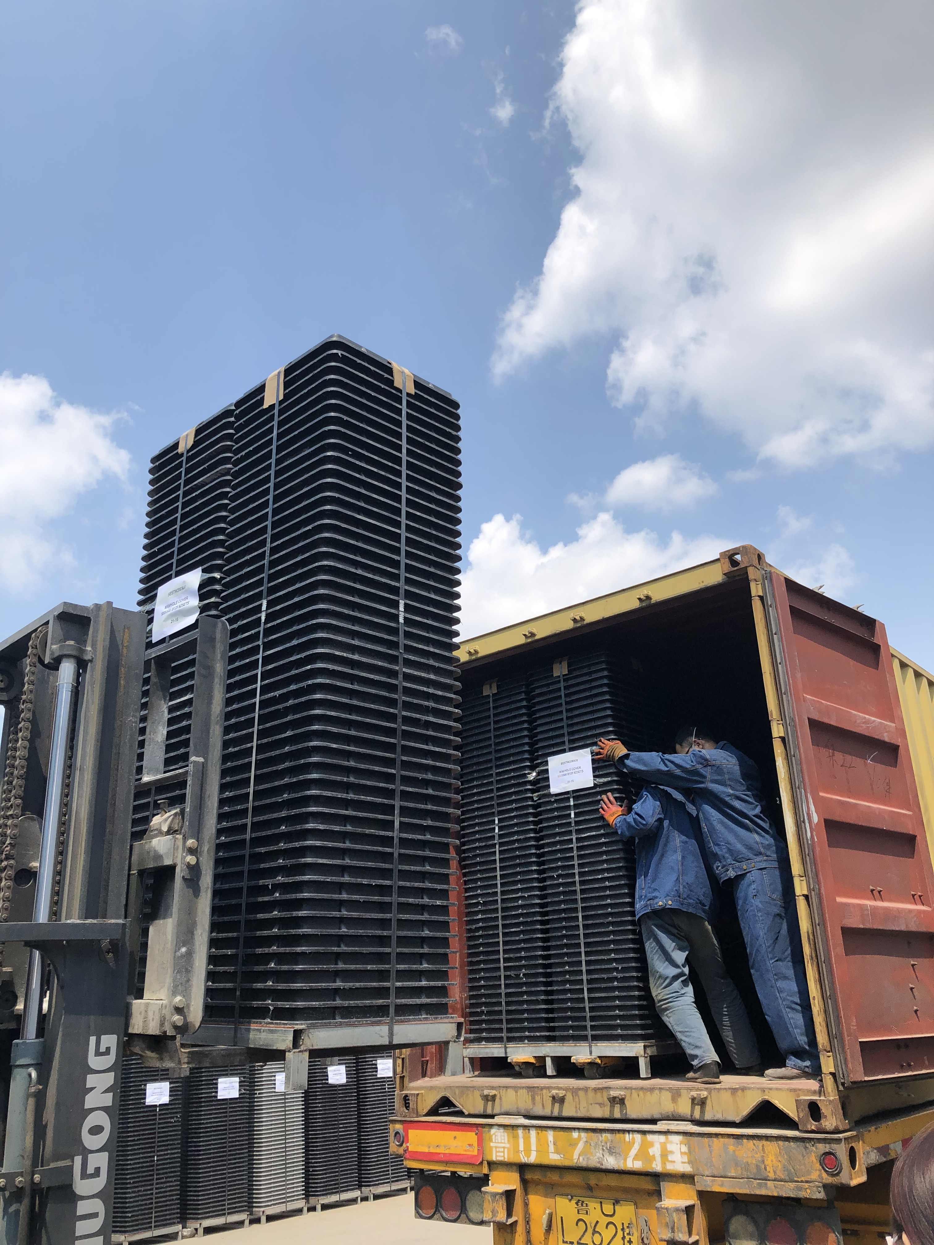 Teste de suporte de carga do produto acabado e processo de calibração dimensional