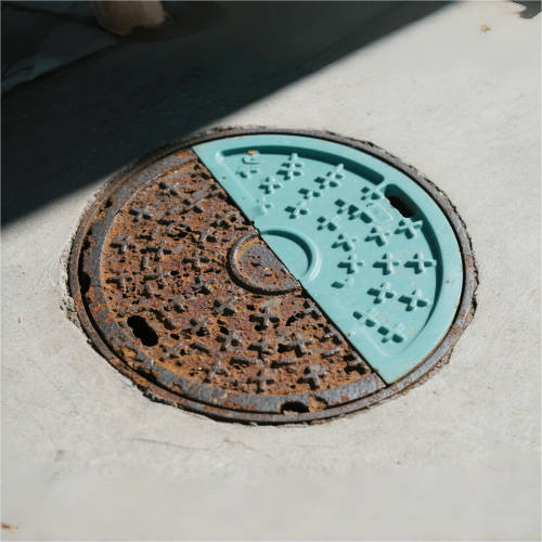 Resin Manhole Covers: Superior corrosion resistance leads the way in material upgrades, surpassing traditional cast iron manhole covers